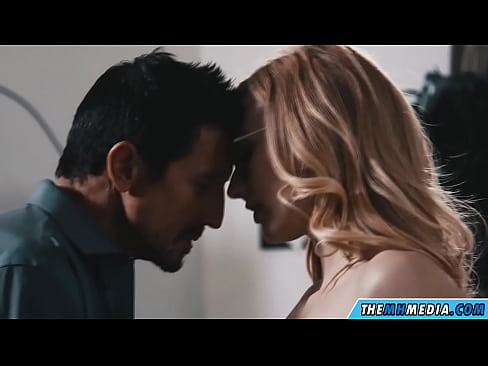 ❤️ Romantischer Sex mit einer nuttigen Blondine ❌ Fuck video bei uns