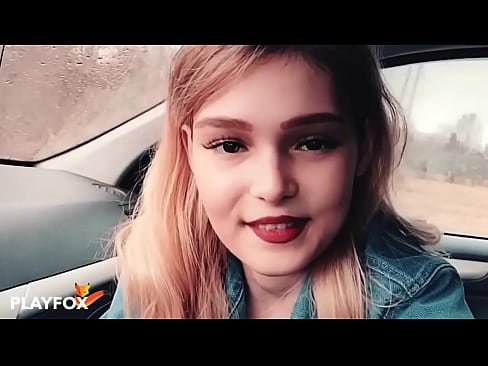 ❤️ Sexy Babe saugt freudig an Rabattkarte ❌ Fuck video bei uns
