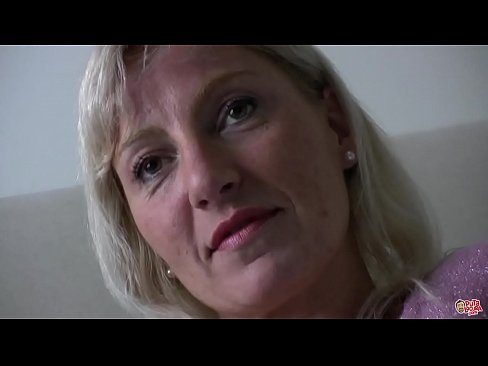 ❤️ Die Mutter, die wir alle gefickt haben ... Lady, benehmen Sie sich! ❌ Fuck video bei uns
